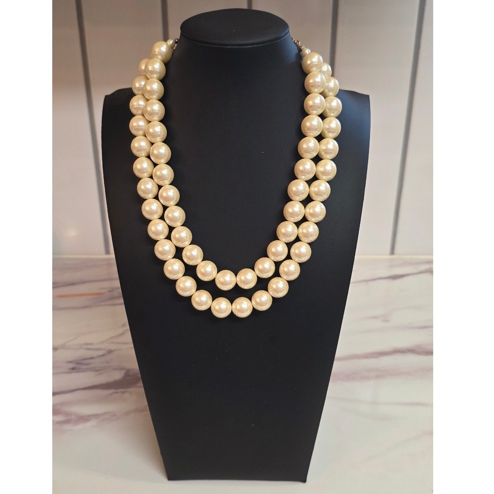 Vintage‎ Double Strand Faux Pearl Necklace Gold Tone Filigree Clasp Cream 17in